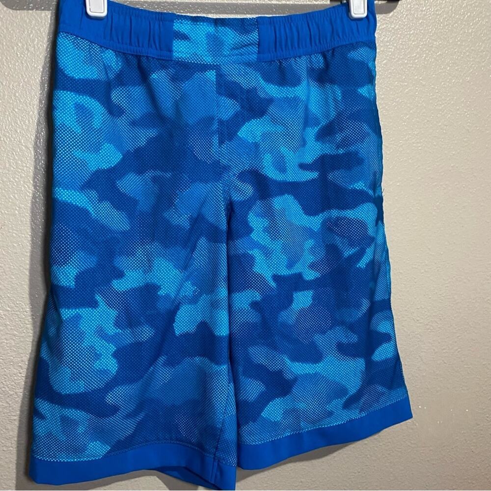 Columbia Omni Shield Summer shorts size L (14-16)